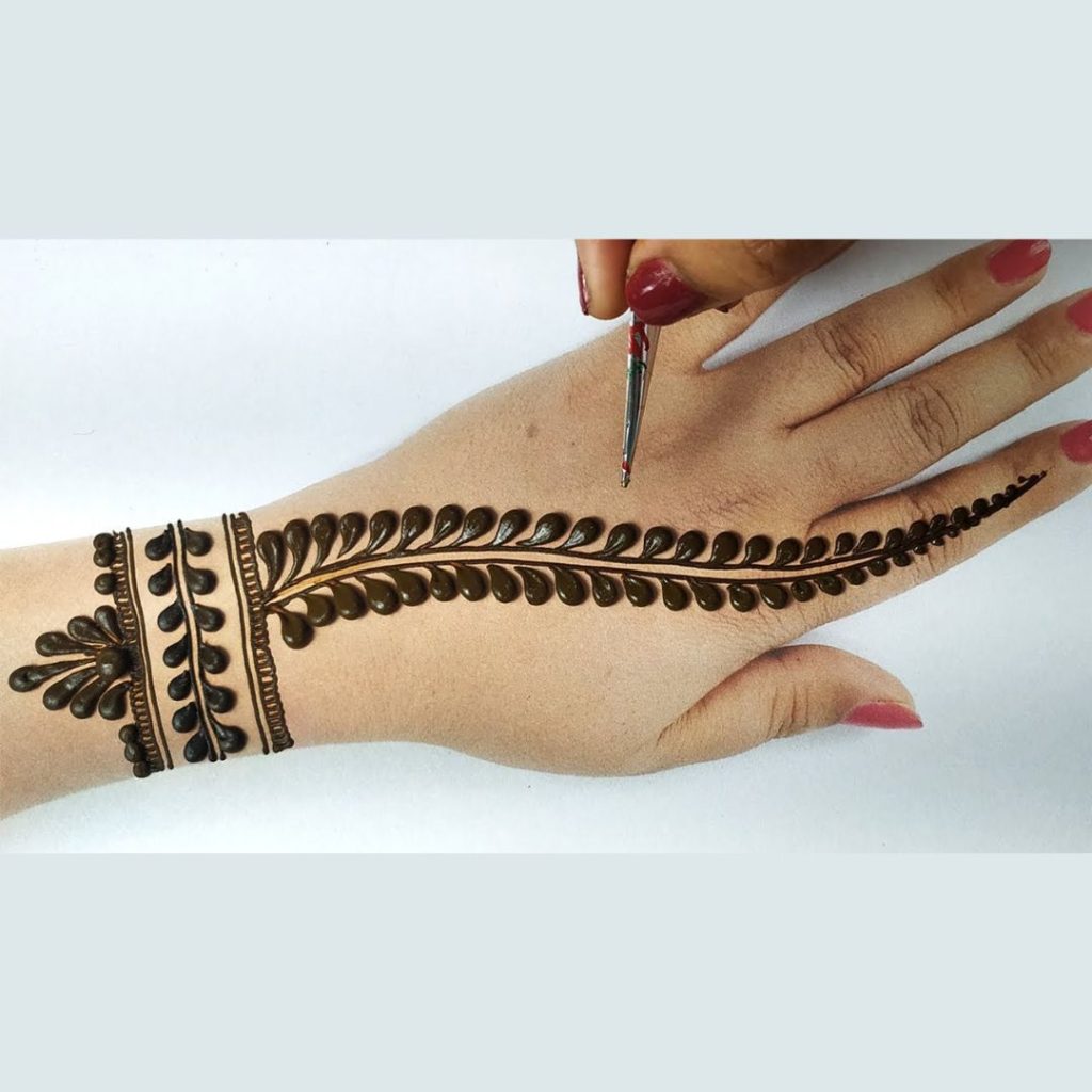 [50+] Stylish mehndi design for Different Events and Occasions