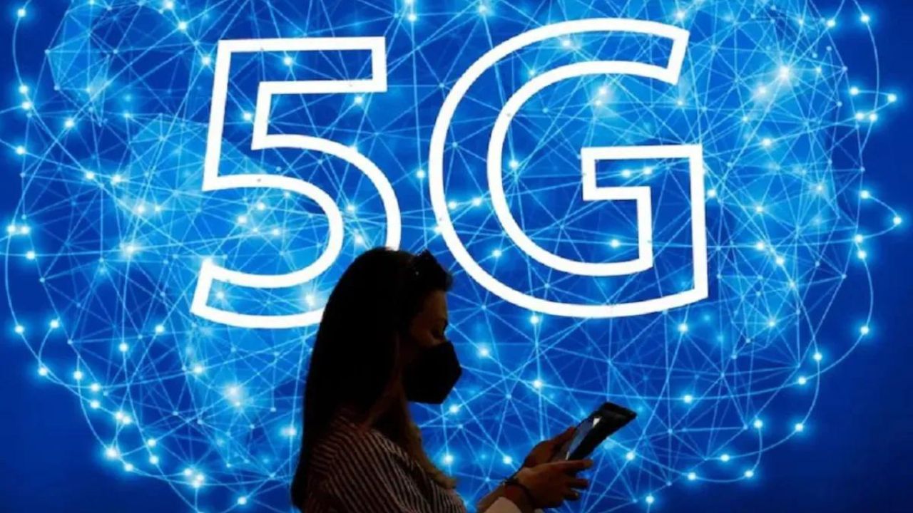 India's 5G Smartphone Market Surges: A Global Leader