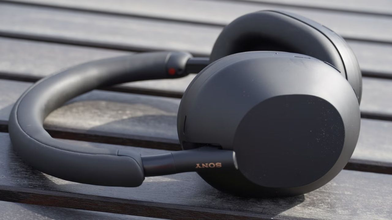 Sony WH-1000XM6 Headphones